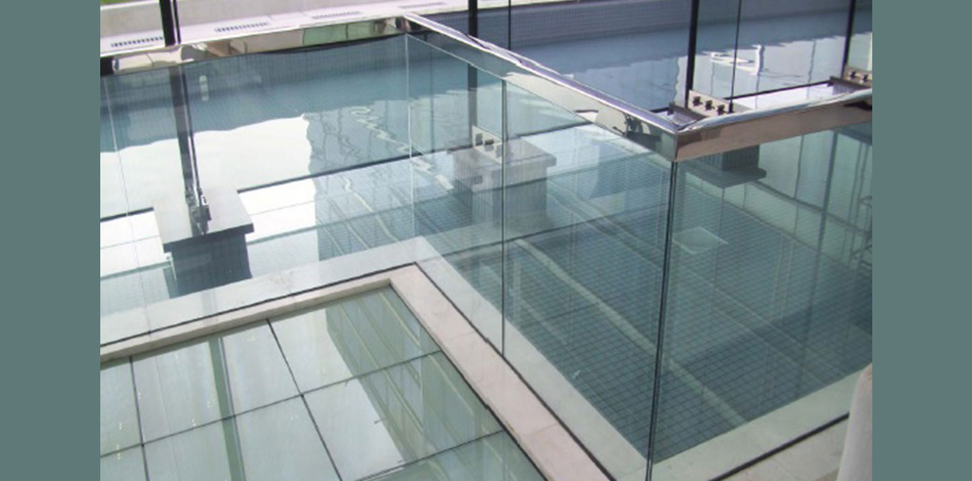 Glass Balustrade in the lobby area